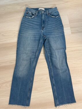 Abercrombie & Fitch Ankle Straight Ultra High Rise